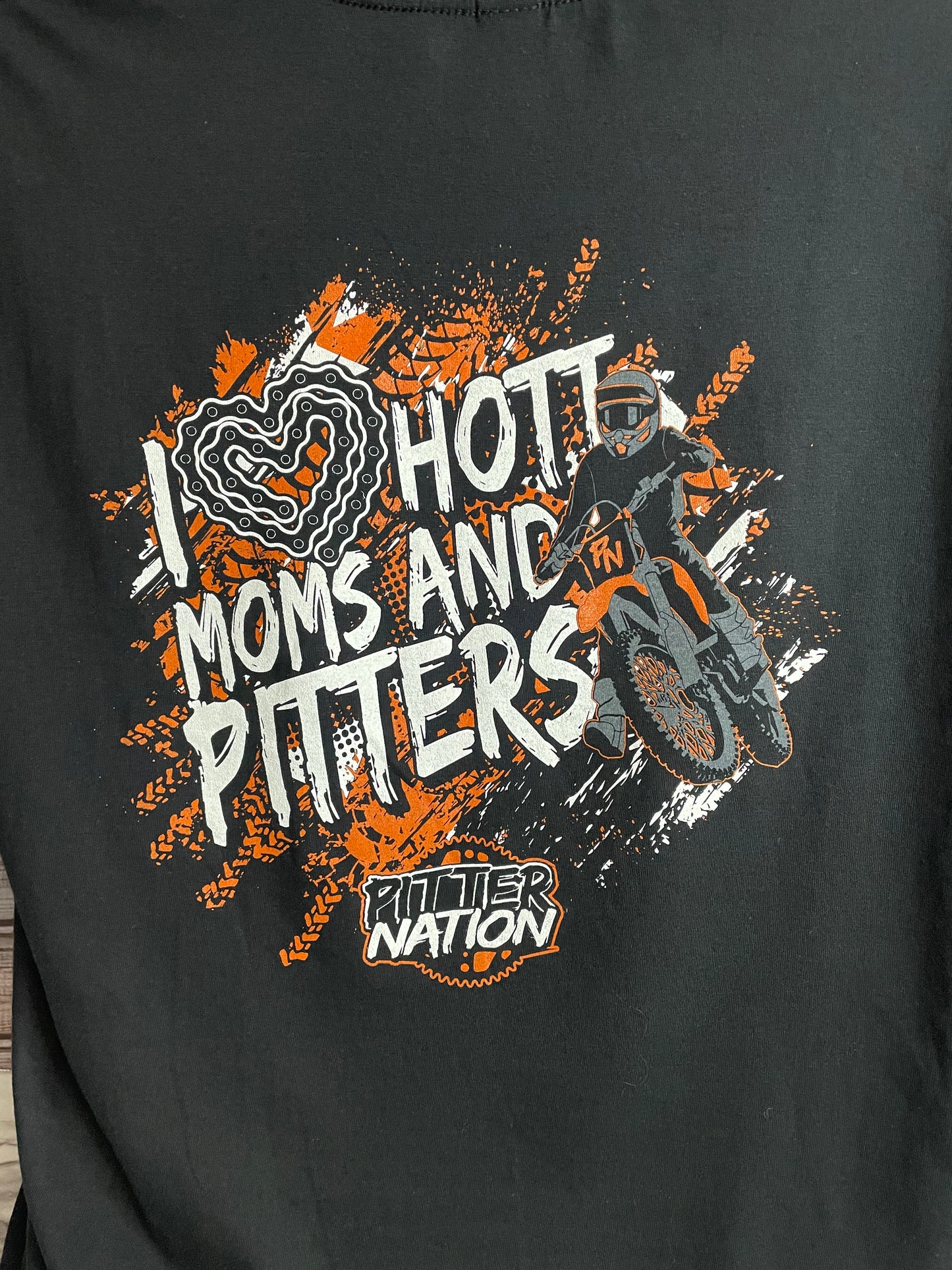 I love Hott Moms & Pitters Tee